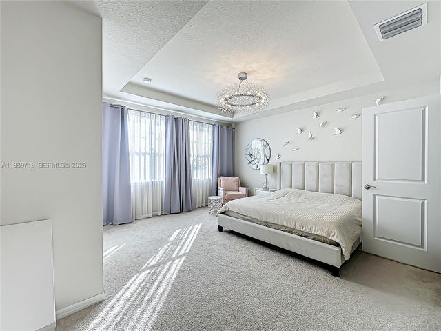 1240 Eucalyptus Dr 4, Hollywood, FL 33021