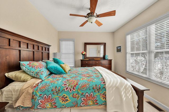 353 Deerpath DR, Hardy, VA 24101