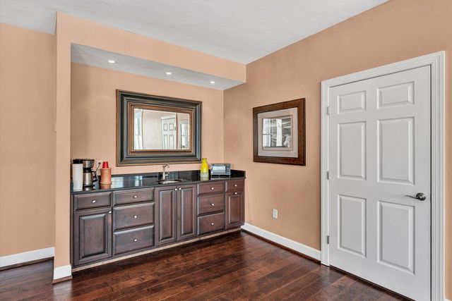 353 Deerpath DR, Hardy, VA 24101