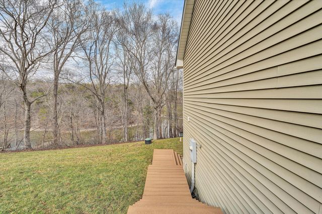 353 Deerpath DR, Hardy, VA 24101