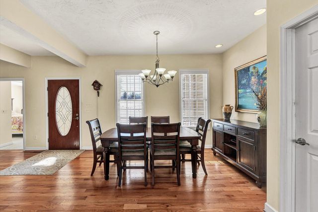 353 Deerpath DR, Hardy, VA 24101