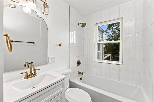 7533 Marty Street, Overland Park, KS 66204