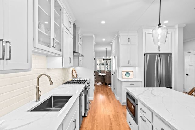 4 Preservation Way, Plymouth, MA 02360