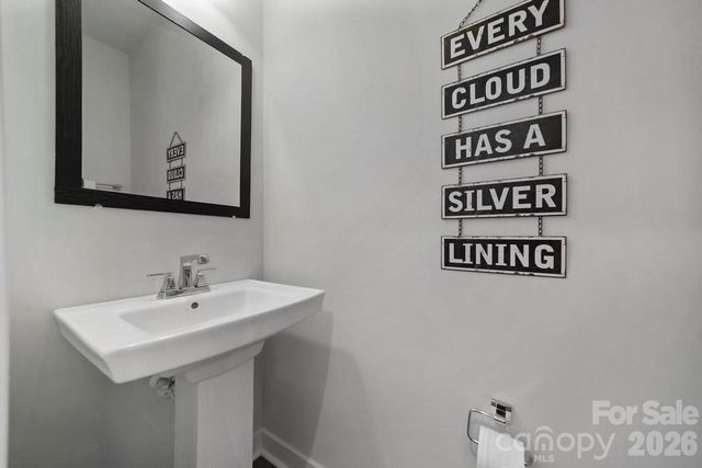 888 Prince Garret Way, Denver, NC 28037