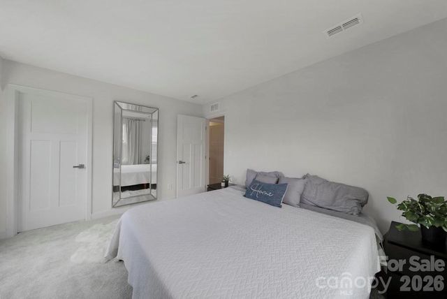 888 Prince Garret Way, Denver, NC 28037