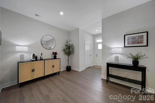 888 Prince Garret Way, Denver, NC 28037