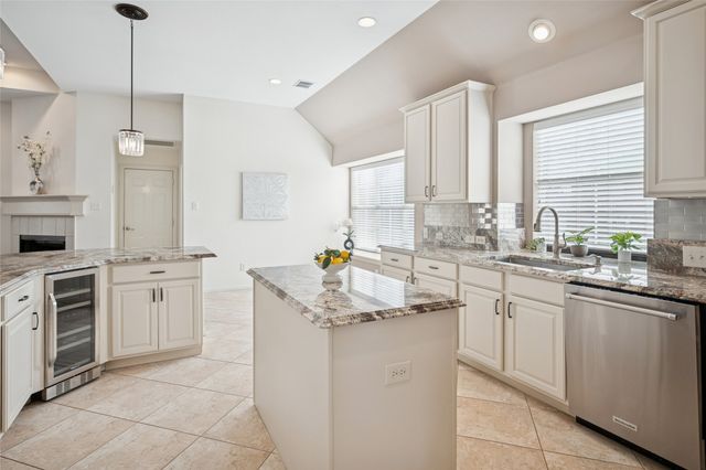 6516 Terrace Drive, The Colony, TX 75056