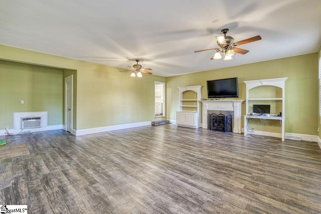 214 Mason Drive, Inman, SC 29349