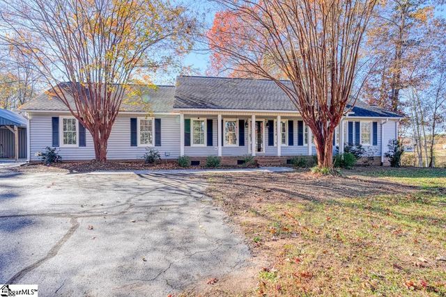 214 Mason Drive, Inman, SC 29349