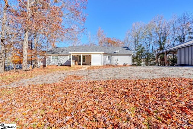 214 Mason Drive, Inman, SC 29349