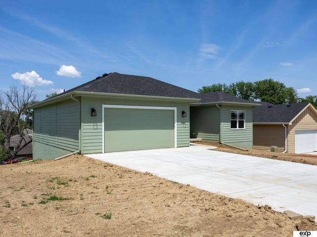 1424 2nd Avenue, Plattsmouth, NE 68048