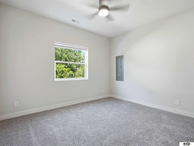 1424 2nd Avenue, Plattsmouth, NE 68048