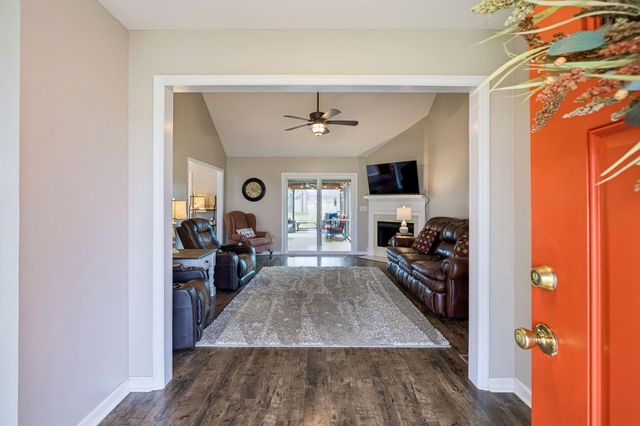 6935 Hoover Mason Ln, Mount Pleasant, TN 38474