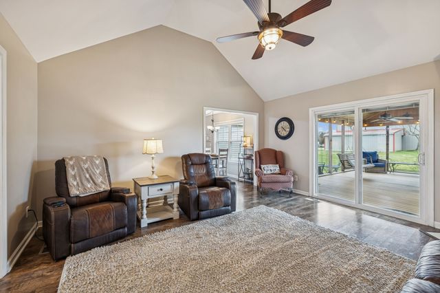 6935 Hoover Mason Ln, Mount Pleasant, TN 38474