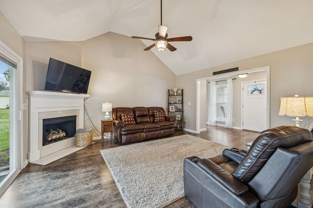 6935 Hoover Mason Ln, Mount Pleasant, TN 38474