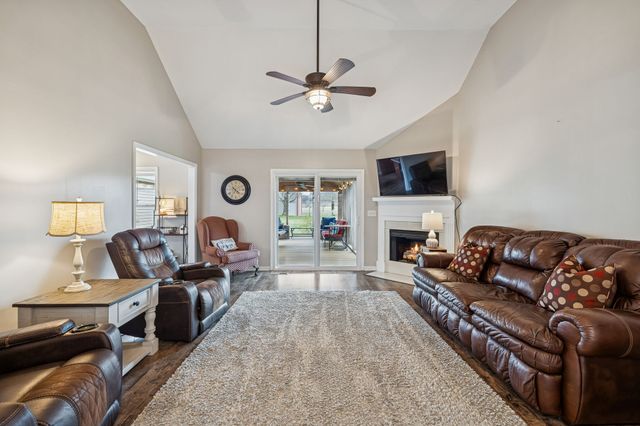 6935 Hoover Mason Ln, Mount Pleasant, TN 38474