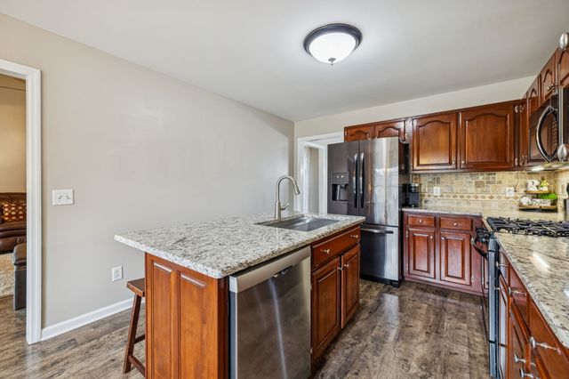 6935 Hoover Mason Ln, Mount Pleasant, TN 38474