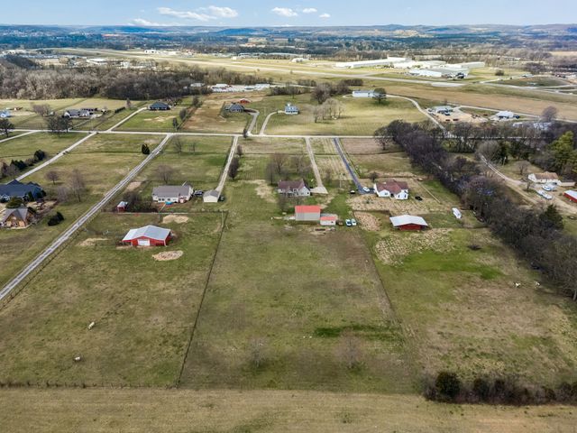 6935 Hoover Mason Ln, Mount Pleasant, TN 38474