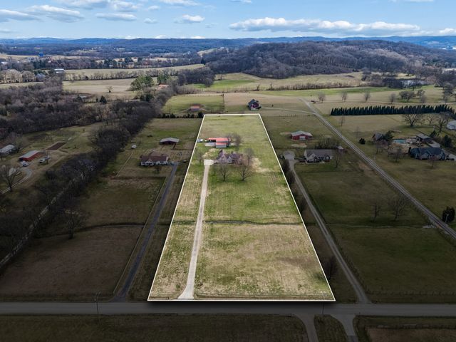 6935 Hoover Mason Ln, Mount Pleasant, TN 38474