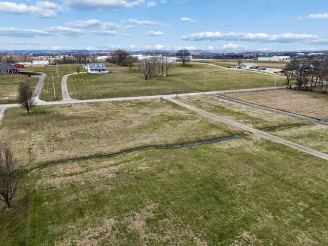 6935 Hoover Mason Ln, Mount Pleasant, TN 38474