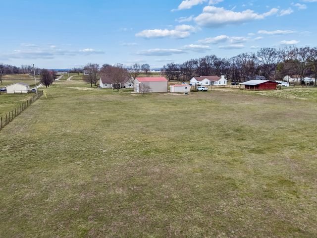 6935 Hoover Mason Ln, Mount Pleasant, TN 38474