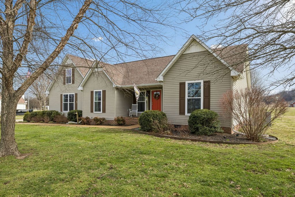 6935 Hoover Mason Ln, Mount Pleasant, TN 38474