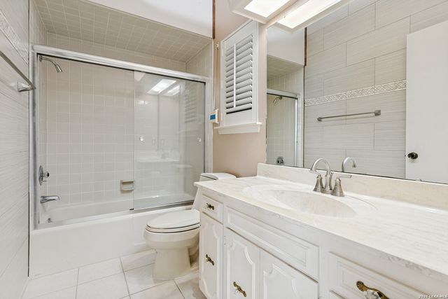 6223 MEADOW GRV, Windcrest, TX 78239