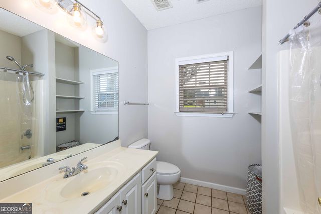 300 Pilgrim Way, Fayetteville, GA 30214