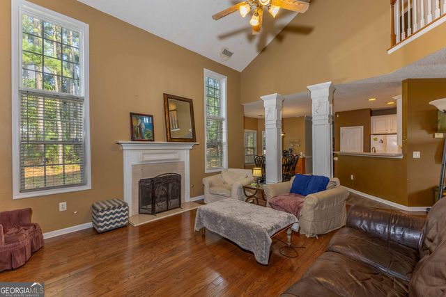 300 Pilgrim Way, Fayetteville, GA 30214