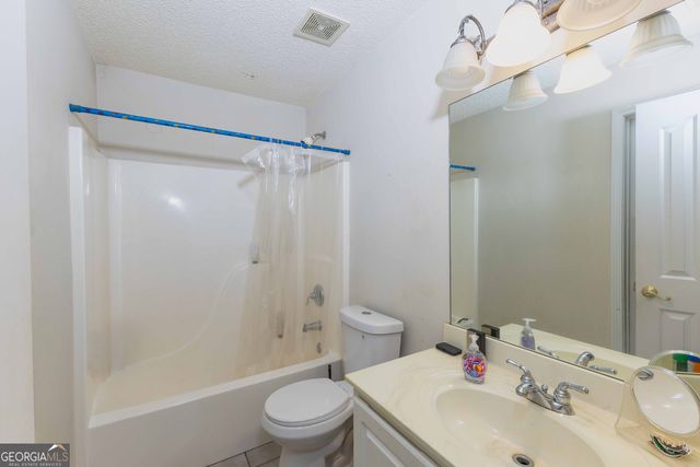 300 Pilgrim Way, Fayetteville, GA 30214
