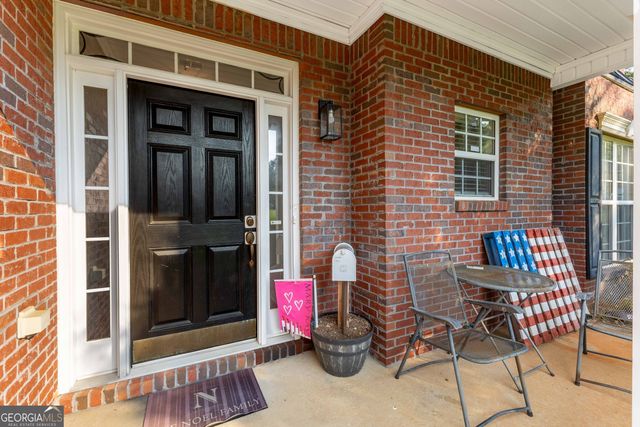 300 Pilgrim Way, Fayetteville, GA 30214
