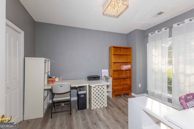 300 Pilgrim Way, Fayetteville, GA 30214