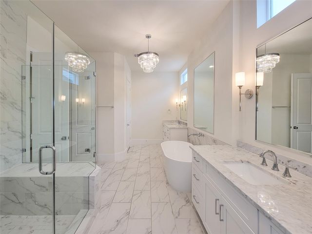 533 W 27th, Houston, TX 77008
