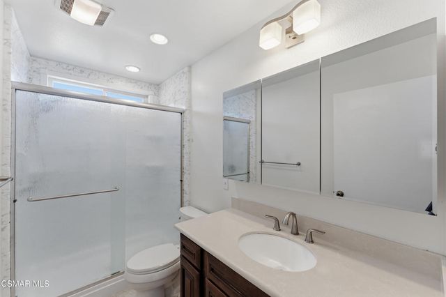 17236 Village 17, Camarillo, CA 93012