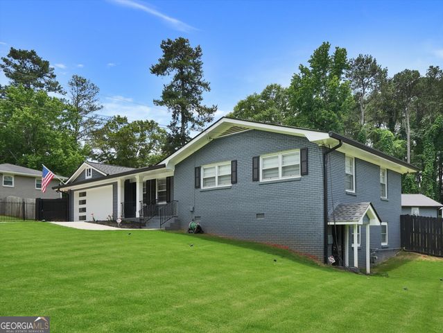 5521 Joeclay Drive, Stone Mountain, GA 30084
