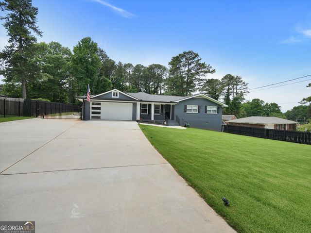 5521 Joeclay Drive, Stone Mountain, GA 30084