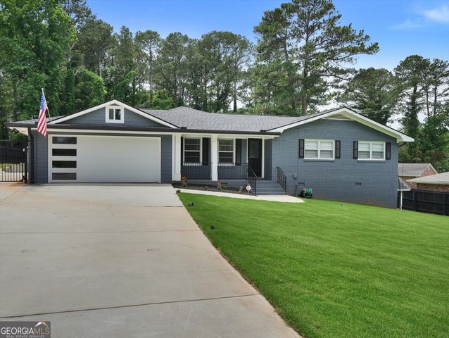 5521 Joeclay Drive, Stone Mountain, GA 30084