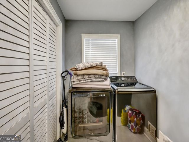 5521 Joeclay Drive, Stone Mountain, GA 30084