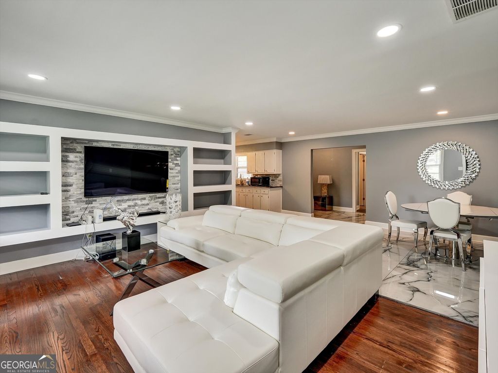 5521 Joeclay Drive, Stone Mountain, GA 30084