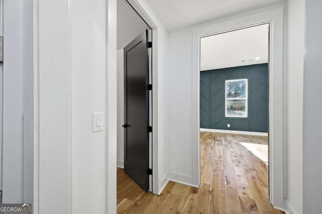 6465 Yacht Club Road, Flowery Branch, GA 30542