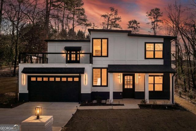 6465 Yacht Club Road, Flowery Branch, GA 30542