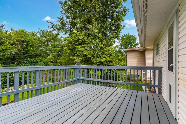 7 E ALHAMBRA DR, Columbia, MO 65203