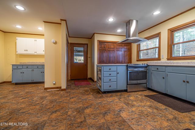 103 Ditman Lane, Oak Ridge, TN 37830