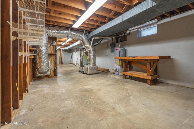 103 Ditman Lane, Oak Ridge, TN 37830