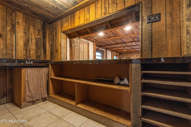 103 Ditman Lane, Oak Ridge, TN 37830