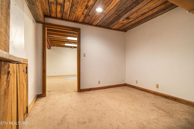 103 Ditman Lane, Oak Ridge, TN 37830