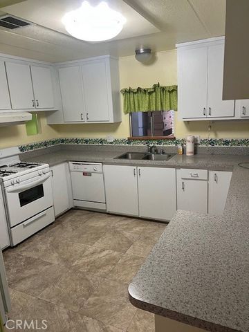 21001 Plummer Street 116, Chatsworth, CA 91311