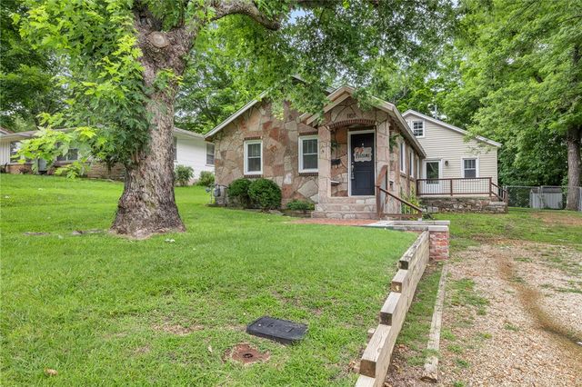 1101 N Maple Street, Harrison, AR 72601