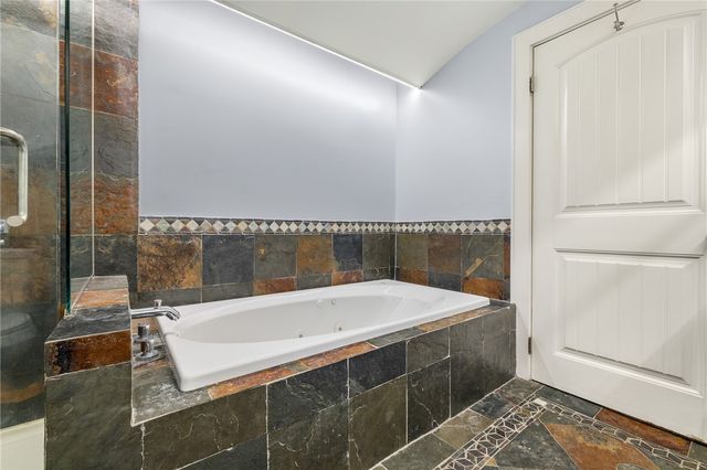 1101 N Maple Street, Harrison, AR 72601