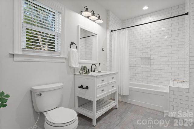 429 Pecan Avenue, Charlotte, NC 28204